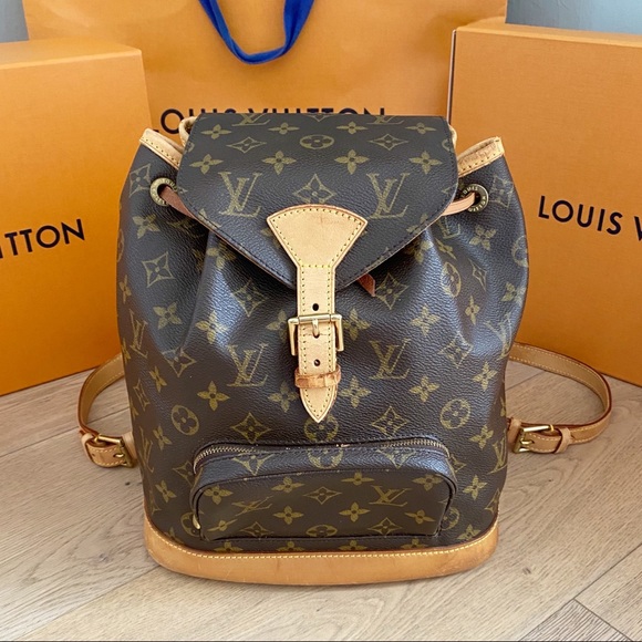 Louis Vuitton Handbags - ♥️LV BACKPACK♥️ Auth Louis Vuitton Montsouris MM